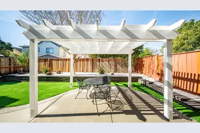 338 Ridgecrest Circle, Suisun City, CA 94585 - Photo 41