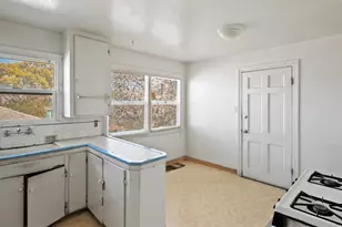 806 W 7th St, Antioch, CA 94509 - Photo 35