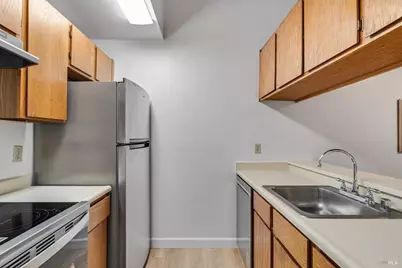 106 Courtyards E., Windsor, CA 95492 - Photo 9