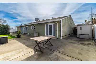 240 Long Street, Suisun City, CA 94585 - Photo 59