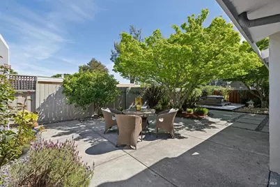 839 Greenberry Lane, San Rafael, CA 94903 - Photo 17