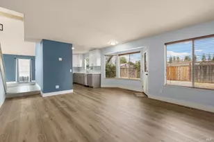172 Cornell St, Windsor, CA 95492 - Photo 17