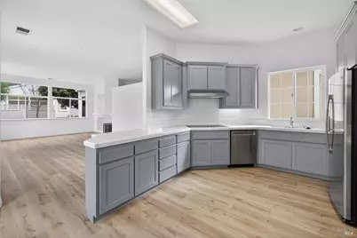 6539 Pine Valley Drive, Santa Rosa, CA 95409 - Photo 5