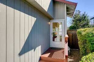 30 Regents Cir, Rohnert Park, CA 94928 - Photo 3