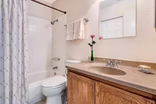 30 Regents Cir, Rohnert Park, CA 94928 - Photo 21