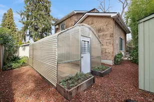 637 5th St, Sonoma, CA 95476 - Photo 23