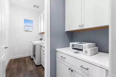 77 Chelsea Drive, Santa Rosa, CA 95403 - Photo 37