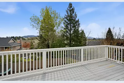 5784 Owl Hill Avenue, Santa Rosa, CA 95409 - Photo 33