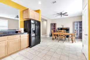 927 Freedom Dr, Suisun City, CA 94585 - Photo 13