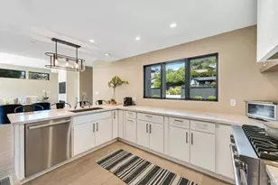 696 Hawthorne Dr, Tiburon, CA 94920 - Photo 17