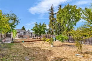 4778 E Hilltop Dr, El Sobrante, CA 94803 - Photo 31