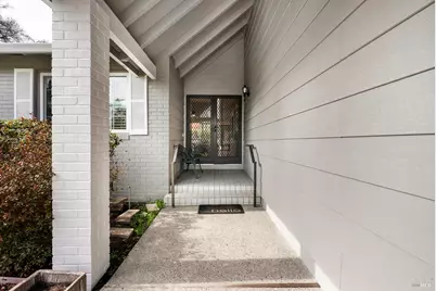 360 Twin Lakes Drive, Santa Rosa, CA 95409 - Photo 5