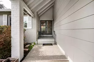 360 Twin Lakes Dr, Santa Rosa, CA 95409 - Photo 5