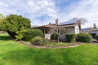 360 Twin Lakes Drive, Santa Rosa, CA 95409 - Photo 33