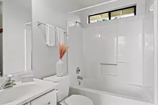 11 Saddlebrook Ct, Novato, CA 94947 - Photo 37