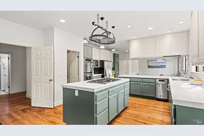 11 Saddlebrook Court, Novato, CA 94947 - Photo 15