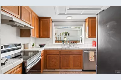 8 Bay Tree Court, Cotati, CA 94931 - Photo 7