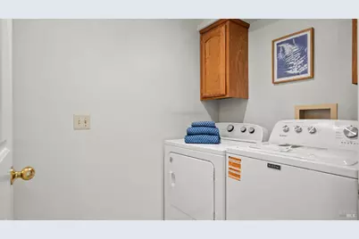 8 Bay Tree Court, Cotati, CA 94931 - Photo 3