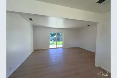 2119 Tipton Way, Fairfield, CA 94533 - Photo 7