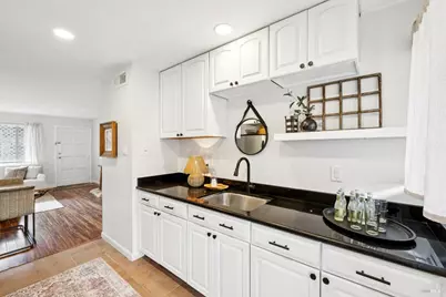 61 Pixley Avenue #2, Corte Madera, CA 94925 - Photo 11