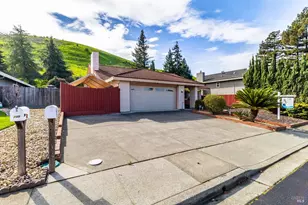 832 Rose Dr, Benicia, CA 94510 - Photo 7