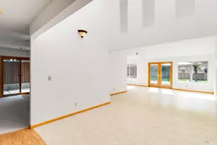 832 Rose Dr, Benicia, CA 94510 - Photo 21