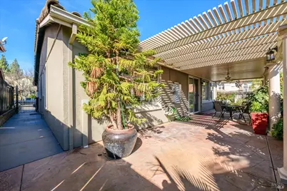 1073 Villaggio Circle, Vacaville, CA 95688 - Photo 21