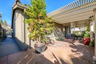 1073 Villaggio Cir, Vacaville, CA 95688 - Photo 21