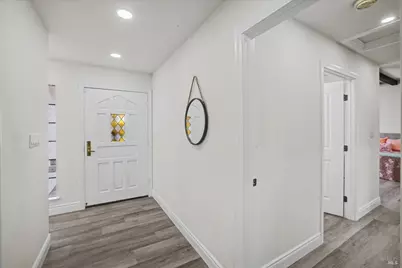 580 Yellowstone Drive, Vacaville, CA 95687 - Photo 5