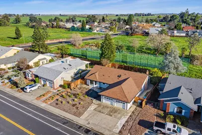 580 Yellowstone Drive, Vacaville, CA 95687 - Photo 41