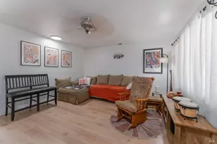 27431 Poppy Dr, Willits, CA 95490 - Photo 9