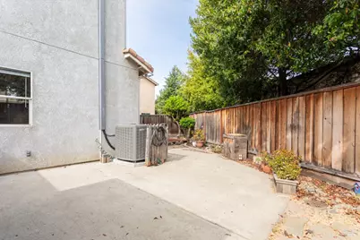 33004 Calle La Mirada Common, Union City, CA 94587 - Photo 9