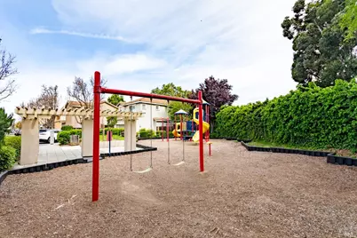 33004 Calle La Mirada Common, Union City, CA 94587 - Photo 5