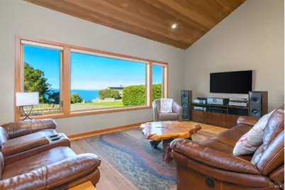 135 Larkspur Close, The Sea Ranch, CA 95497 - Photo 7