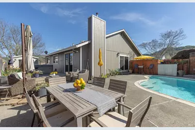 2409 Canin Court, Santa Rosa, CA 95405 - Photo 15