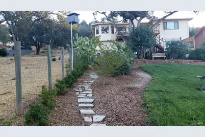 18903 Deer Hill Road, Hidden Valley Lake, CA 95467 - Photo 29