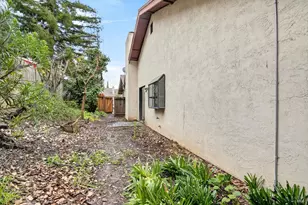 879 Oxford Way, Benicia, CA 94510 - Photo 27