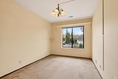 879 Oxford Way, Benicia, CA 94510 - Photo 23