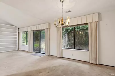 879 Oxford Way, Benicia, CA 94510 - Photo 11