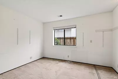 879 Oxford Way, Benicia, CA 94510 - Photo 21