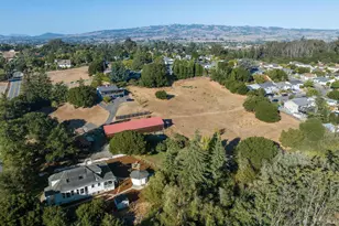 1375 Gossage Ave, Petaluma, CA 94952 - Photo 3