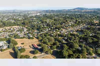 1375 Gossage Avenue, Petaluma, CA 94952 - Photo 59
