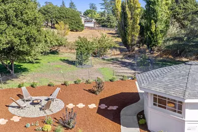 1375 Gossage Avenue, Petaluma, CA 94952 - Photo 33
