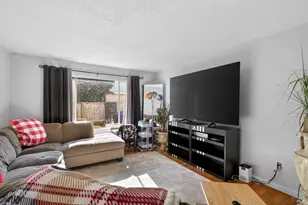 304 Huntington Dr, Antioch, CA 94509 - Photo 11