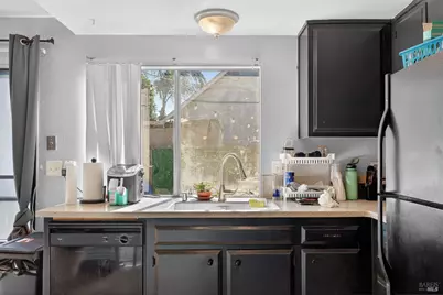 304 Huntington Drive, Antioch, CA 94509 - Photo 25