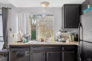 304 Huntington Dr, Antioch, CA 94509 - Photo 25