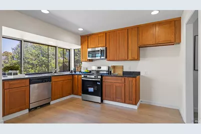 1312 Sutter Court, Fairfield, CA 94533 - Photo 9