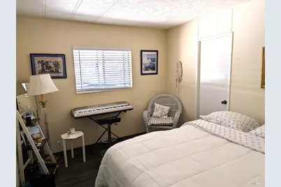 8 Camellia Drive, Calistoga, CA 94515 - Photo 15