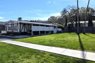 8 Camellia Dr, Calistoga, CA 94515 - Photo 3