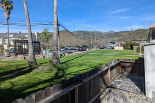 8 Camellia Dr, Calistoga, CA 94515 - Photo 23